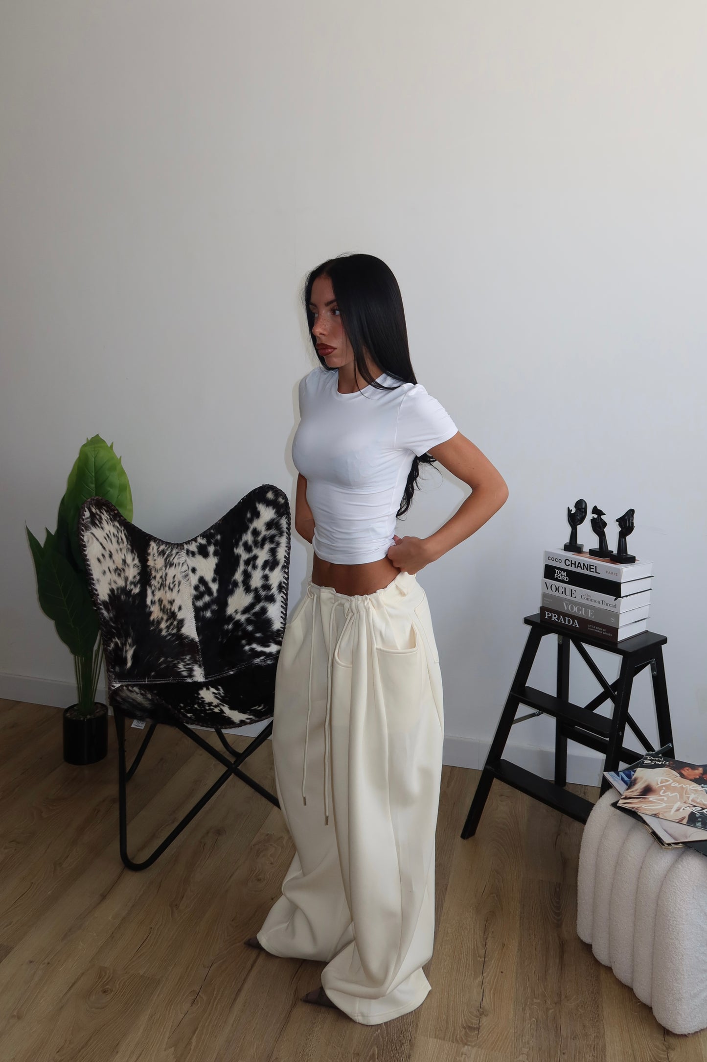 Pants DIFFERENT panna