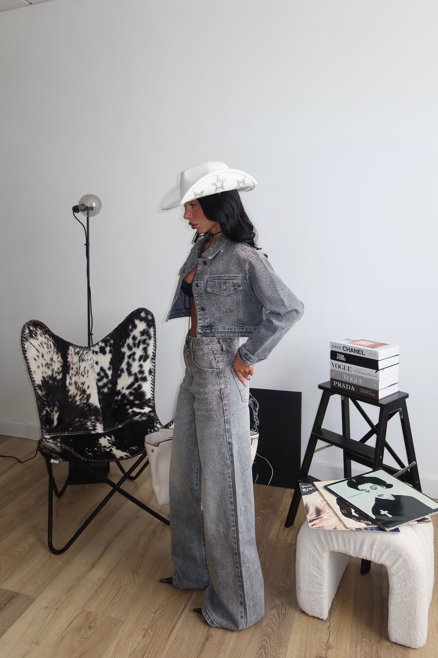 Cordset SHOWGIRL grey.