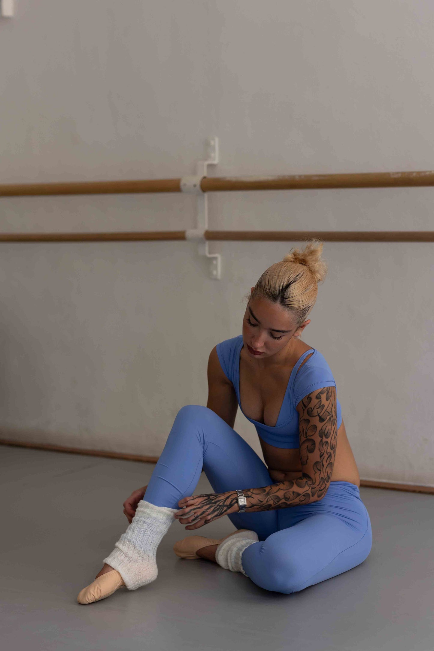 MAGLIA CROP PUMP AZZURRA