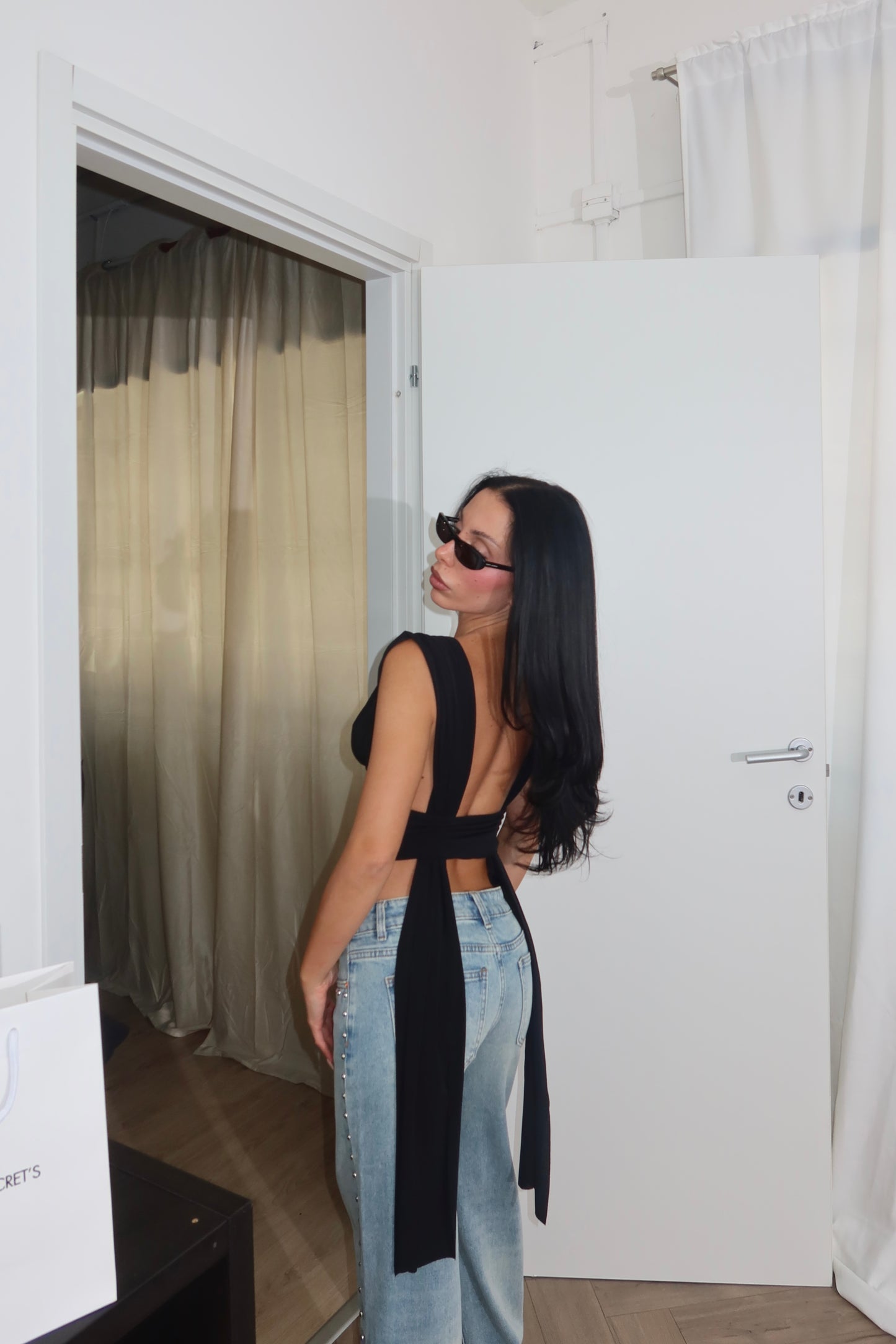 Top  VIKTORIA nero