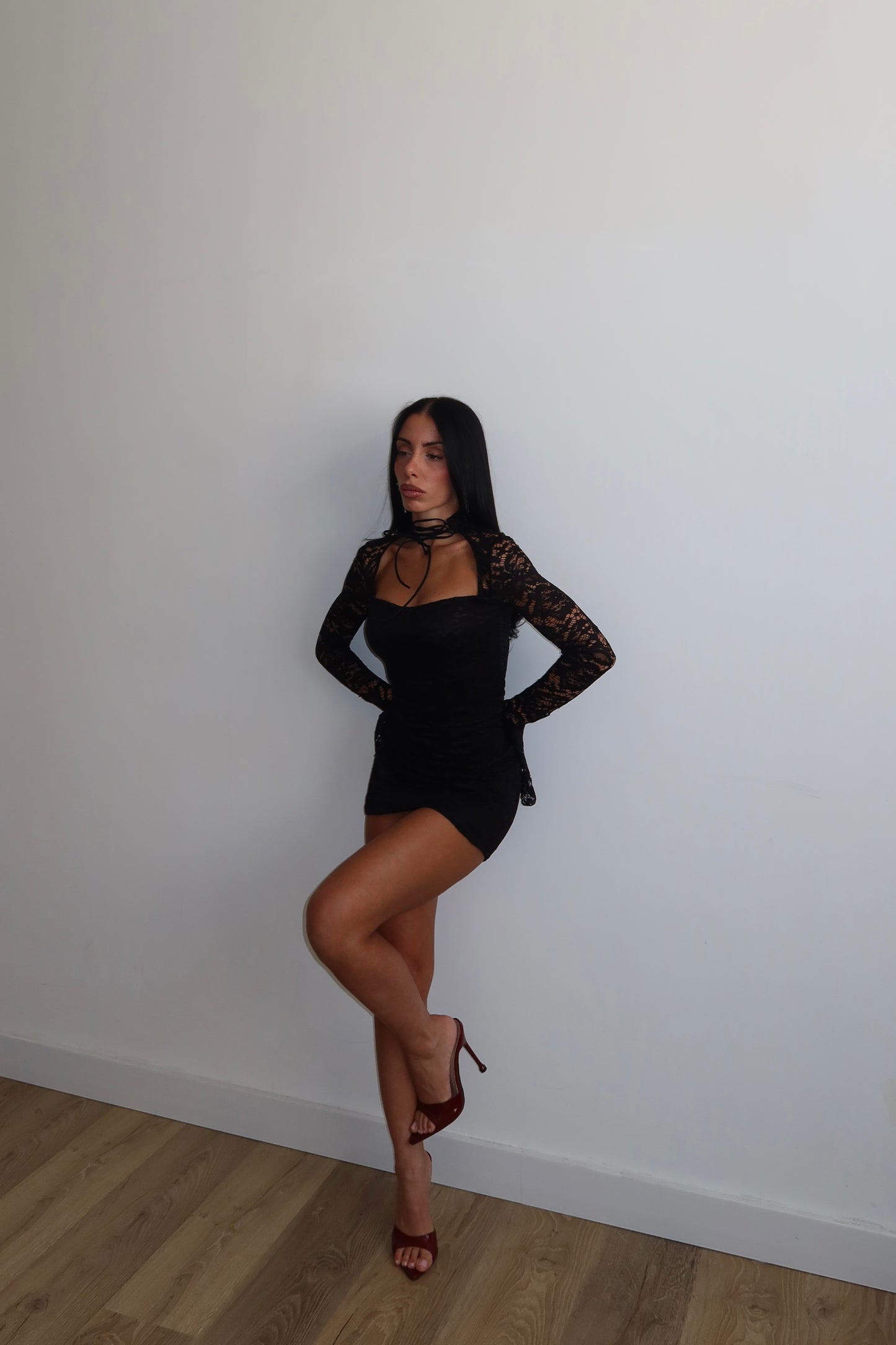 MiniDress ALL LACES nero