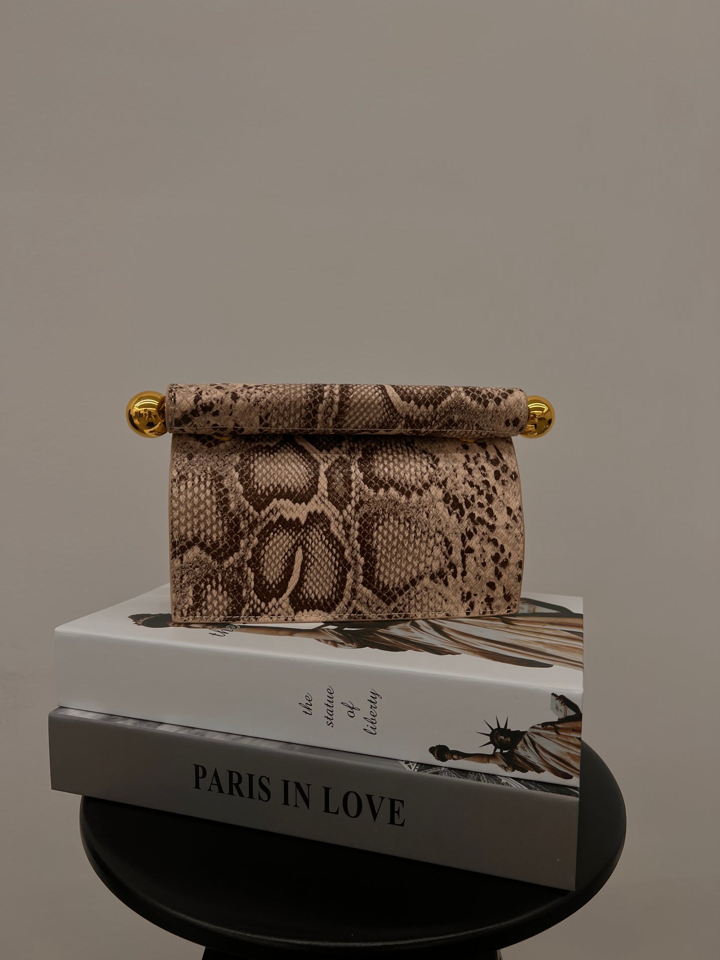 BAG ROLL