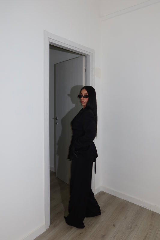 Black LOLITA suit
