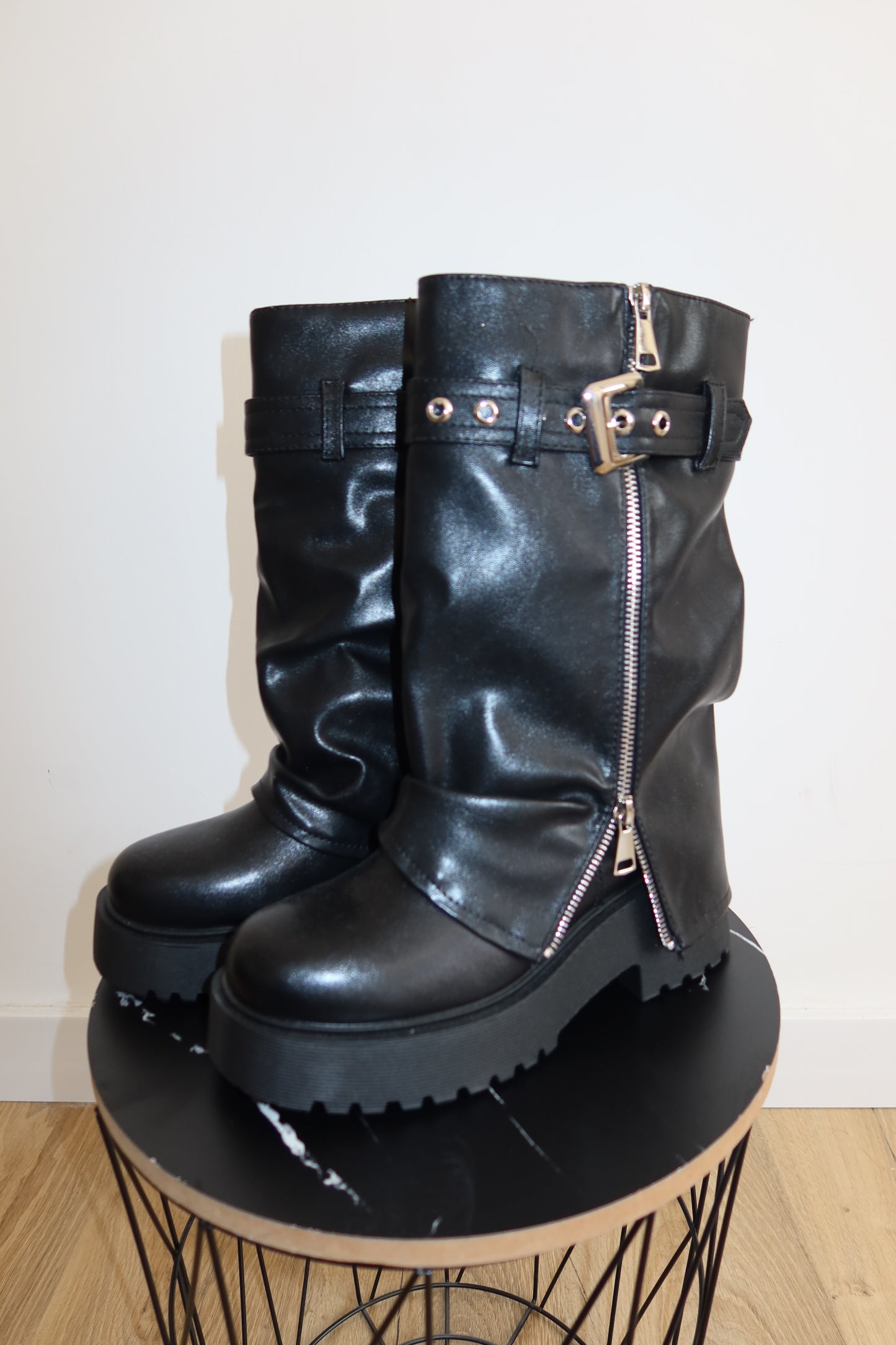 Boots ROCK 'N ROLL