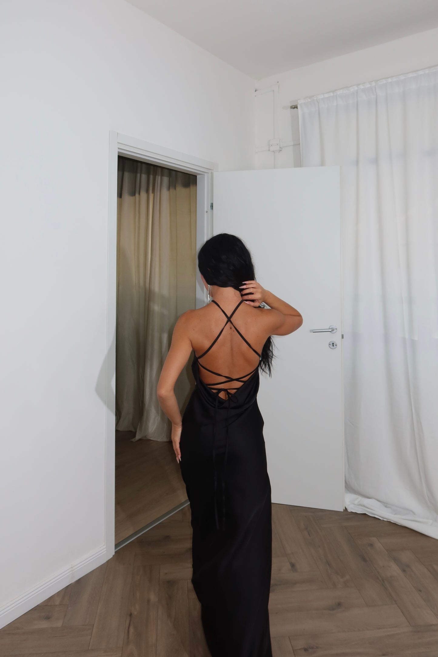 LongDress DIVINITÀ RASO nero