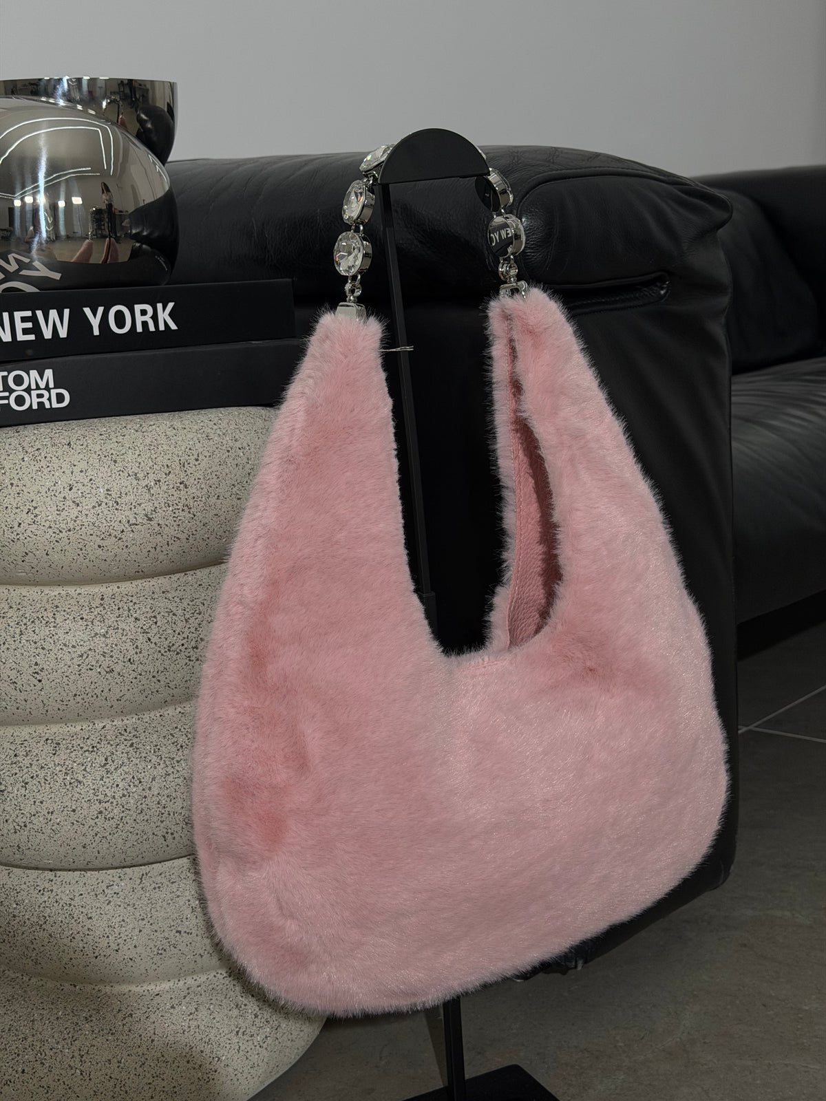 BAG PERSON